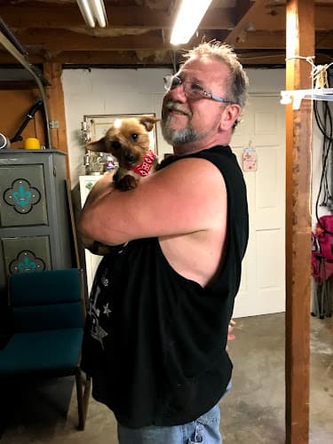Jennifer’s Pet Parlor cat grooming